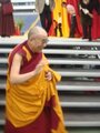 Смотреть «Kommt ein Gott auf Besuch... Der Dalai Lama in Frankfurt» онлайн фильм в хорошем качестве